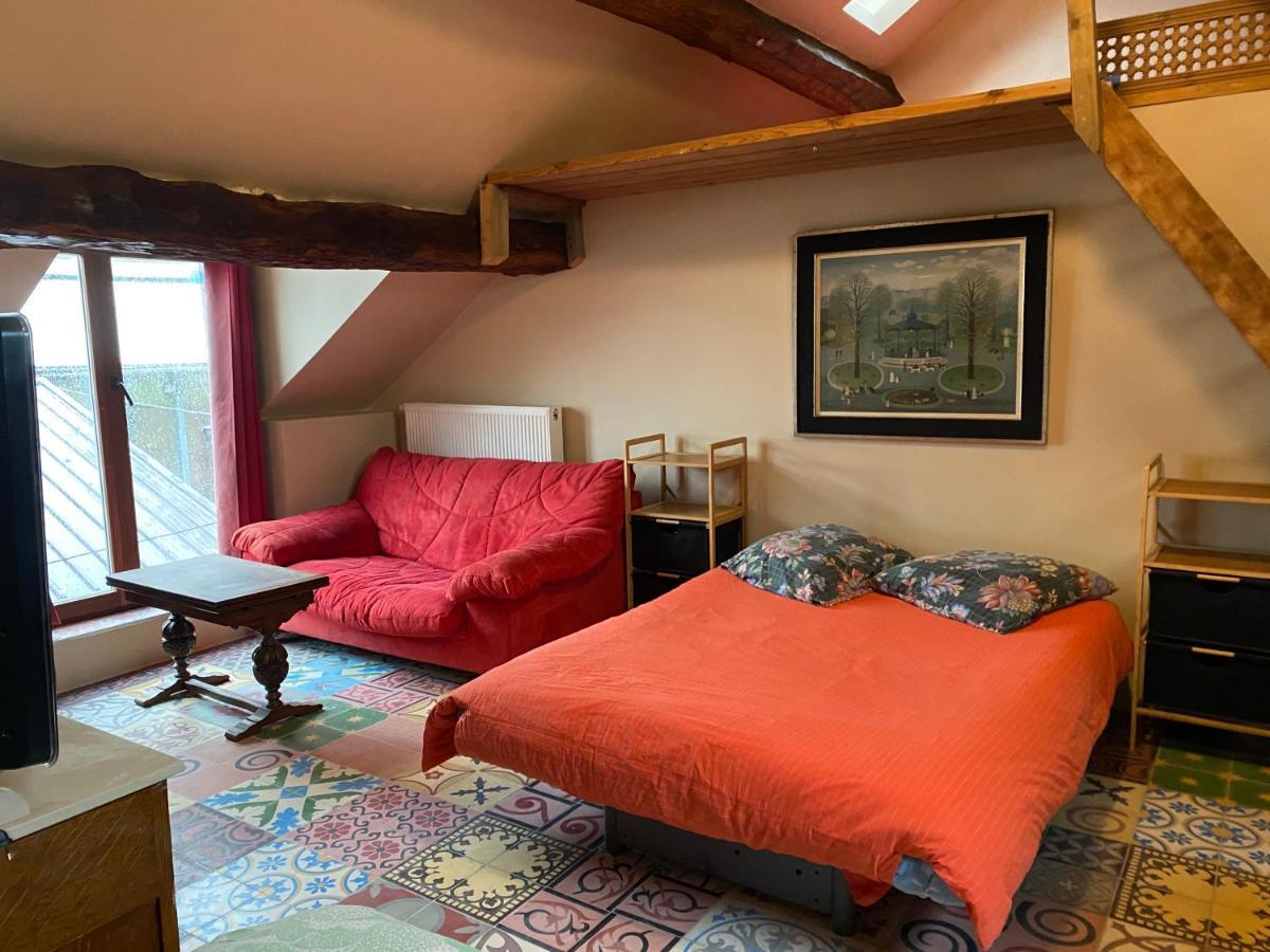 Le Moulin De Fernelmont Bed & Breakfast Forville